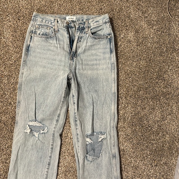 Distressed Women Jeans - Picture 2 of 5